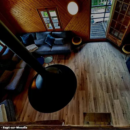 Lagarde Apartment *